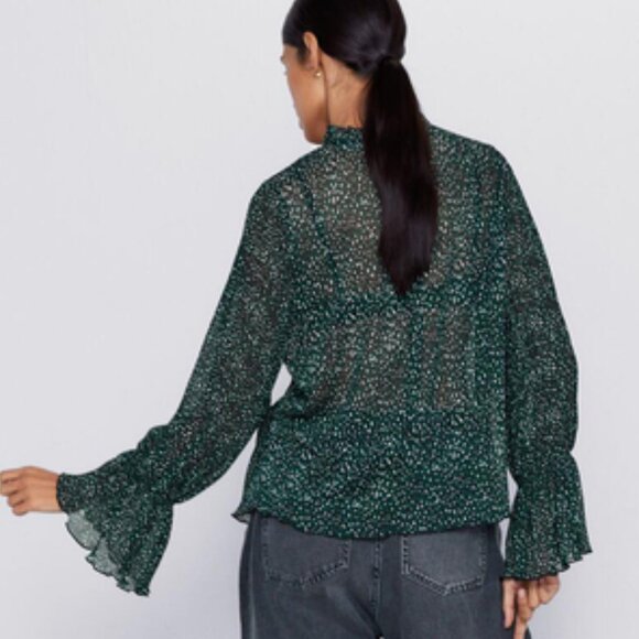 Zara Oversize Chiffon Pleated High Ruffle Neck Semi Sheer Blouse Top Size XS EUC - Picture 3 of 16